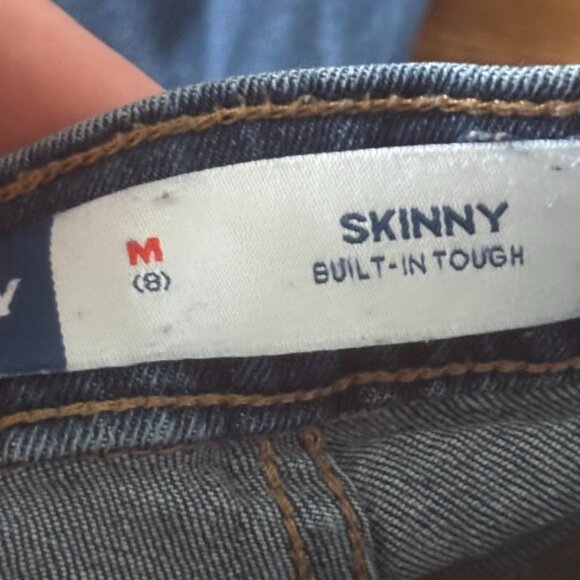 Old Navy Skinny built-in tough pull up jeans in size M (8) - Picture 2 of 6